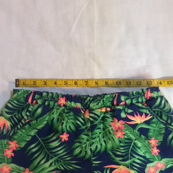 Wonder Nation Shorts - Picture 6 of 8